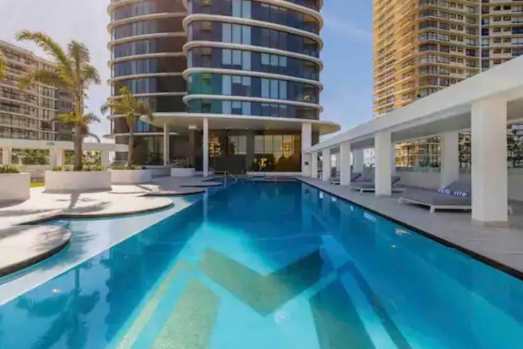 Ocean Apartment Surfers Paradise Gold Coast